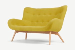 Doris 2-Sitzer Sofa, Webstoff in Moosgelb - MADE.com