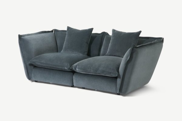 Fernsby 2-Sitzer Sofa, Chenille in Atlantikblau - MADE.com