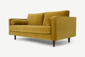 Scott Grosses 2-Sitzer Sofa, Baumwollsamt in Gold - MADE.com