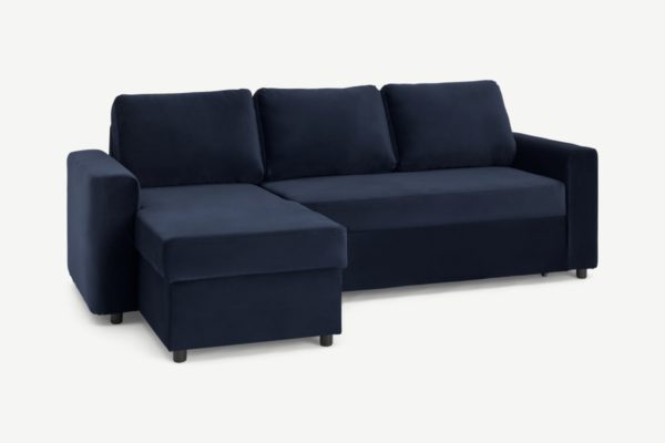 Aidian Ecksofa mit Schlaffunktion und Stauraum, Samt in Royalblau - MADE.com