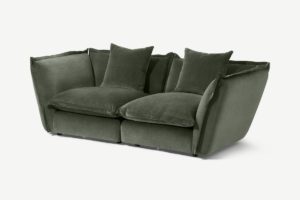 Fernsby 2-Sitzer Sofa, Chenille in Fichtengruen - MADE.com