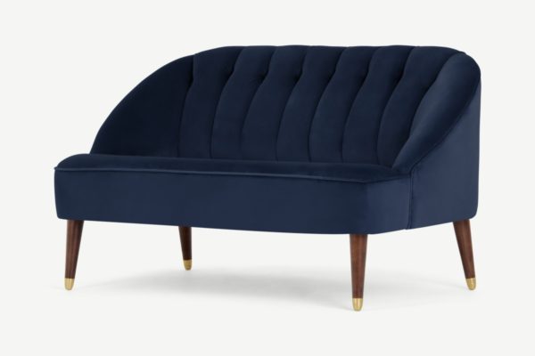 Margot 2-Sitzer Sofa, recycelter Samt in Marineblau - MADE.com